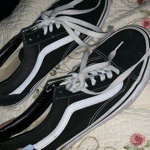 Low top vans
